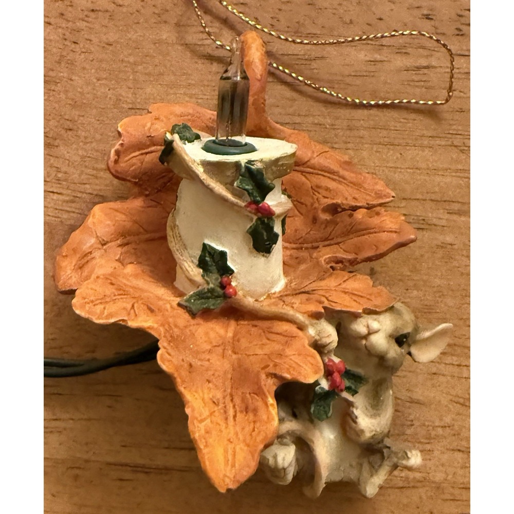 Vintage Silvestri CHARMING TAILS Mouse Lighted LEAF‎ Christmas Ornament 87402